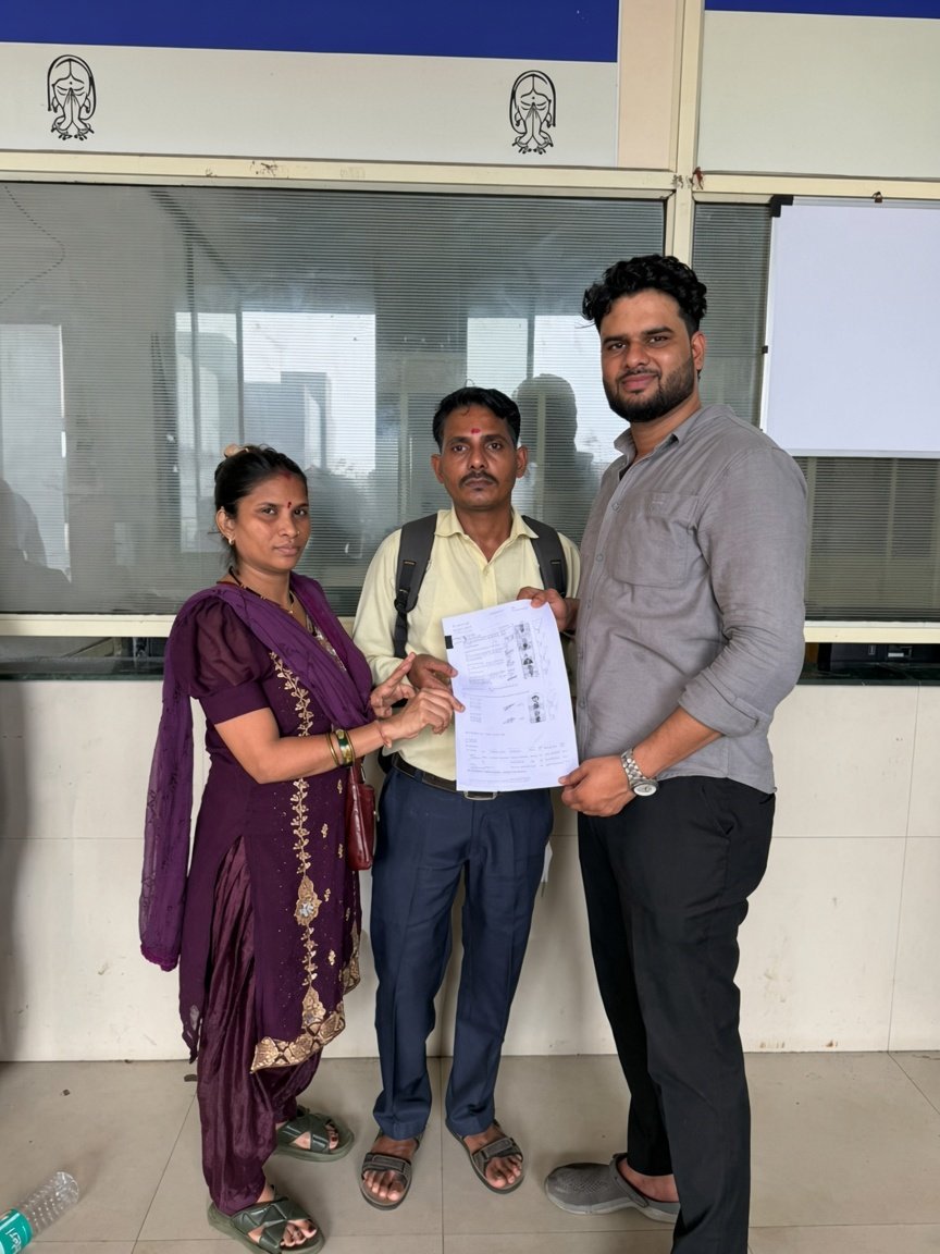 Happy customer of Shivanetra Estate after registration in Thane — photo 8